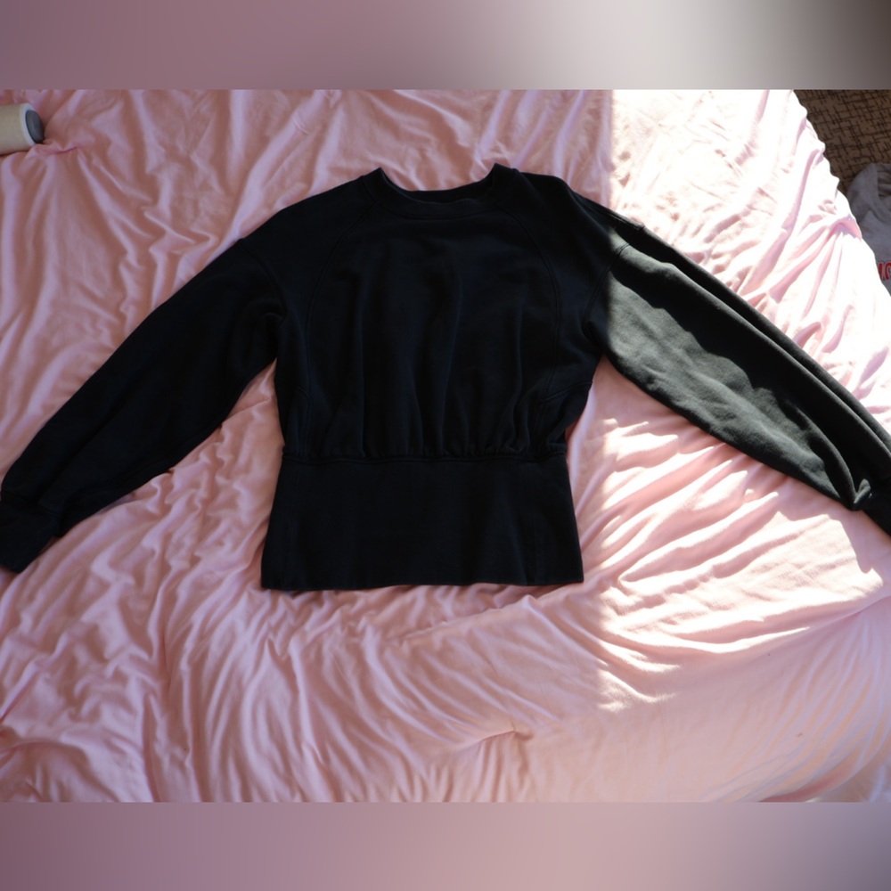 Lululemon Black Long Sleeve Top